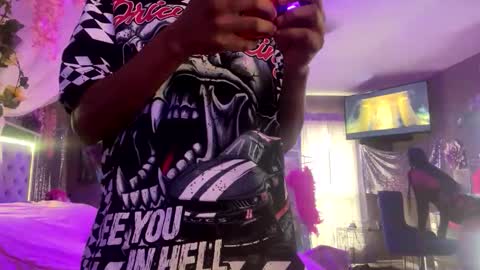 LUST online show from December 2025 07:00:01 PM