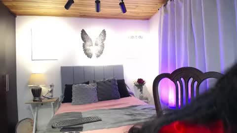 Snapshot of lust_mom chatting on February 2025 12:16:01 AM Angela 3 online show from February 2025 12:16:01 AM