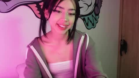 Snapshot of lustful_aprilx chatting on December 2024 05:18:02 AM Valerie April online show from December 2024 05:18:02 AM