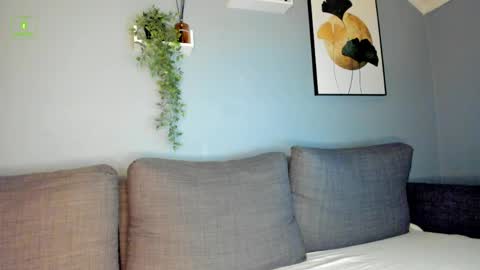 Stephany Richards online show from April 2026 05:21:01 AM