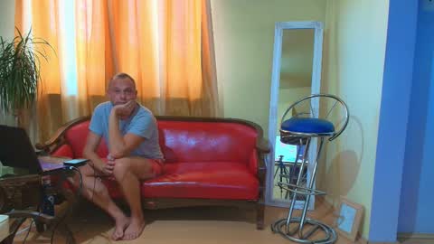 Deea And Chris online show from September 2025 02:40:02 PM