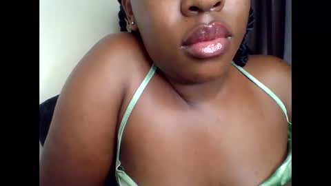 lustrous-choco online show from April 2026 01:09:02 AM