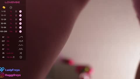 Freya    online show from January 2025 11:43:02 AM