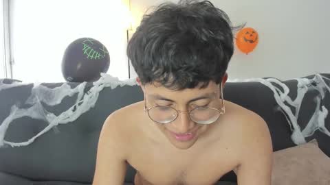 Snapshot of lustyguy18 chatting on October 2025 05:58:02 PM Ander online show from October 2025 05:58:02 PM