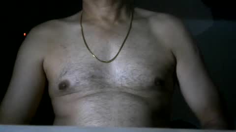 lustyhunk95 online show from June 2026 06:18:02 PM
