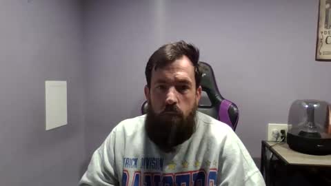 Snapshot of luv2likslit611455 chatting on December 2025 07:35:01 AM Luv2likslit online show from December 2025 07:35:01 AM