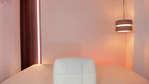 Lu. online show from October 2025 04:07:01 PM