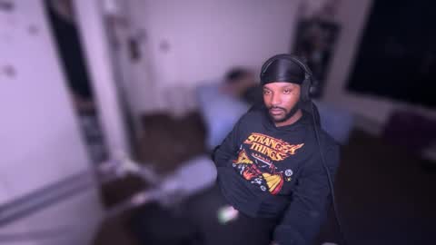 Snapshot of luverboibbc chatting on November 2025 09:04:02 PM luverboi online show from November 2025 09:04:02 PM