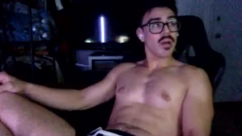 Snapshot of luvrboy77 chatting on June 2026 12:58:01 AM luvrboy77 online show from June 2026 12:58:01 AM
