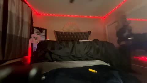 luvvlee online show from February 2026 06:43:02 AM