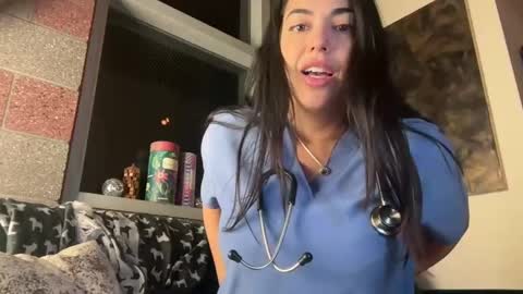 Snapshot of luxcher22 chatting on February 2025 03:32:01 AM luxcher22 online show from February 2025 03:32:01 AM