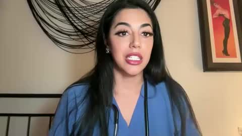 luxcher22 online show from April 2026 04:24:02 AM