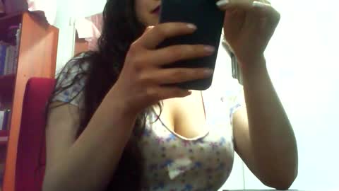 Snapshot of luxdasilva chatting on May 2026 03:45:01 AM luxdasilva online show from May 2026 03:45:01 AM