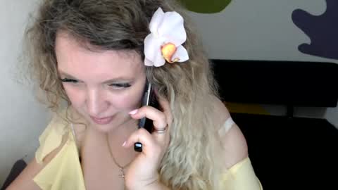 Snapshot of luxdonna chatting on June 2026 02:17:02 PM Donna online show from June 2026 02:17:02 PM