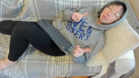 Snapshot of luxgray chatting on October 2025 09:50:02 PM LuxGray online show from October 2025 09:50:02 PM