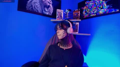 Luxiel 3 online show from March 2026 10:35:02 PM