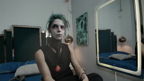 Luxiel 3 online show from April 2026 09:04:02 PM