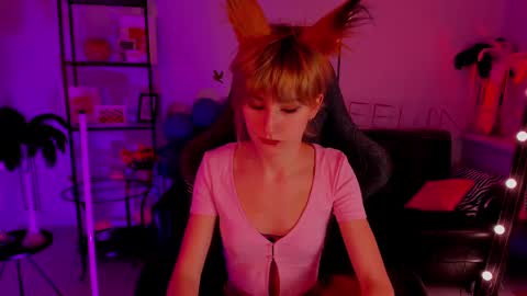 Snapshot of luxrayi chatting on January 2025 11:48:01 AM Ray online show from January 2025 11:48:01 AM