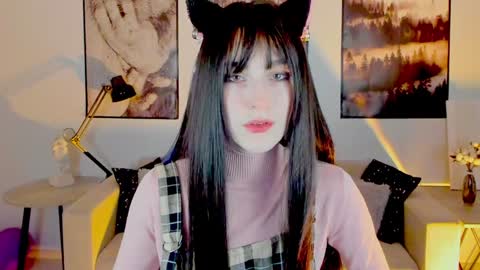 Snapshot of luxrayi chatting on January 2025 03:25:01 PM Ray online show from January 2025 03:25:01 PM