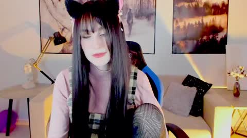 Snapshot of luxrayi chatting on January 2025 09:29:02 PM Ray online show from January 2025 09:29:02 PM