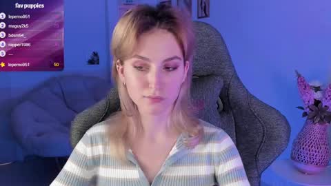 Snapshot of luxrayi chatting on February 2025 06:20:01 PM Ray online show from February 2025 06:20:01 PM