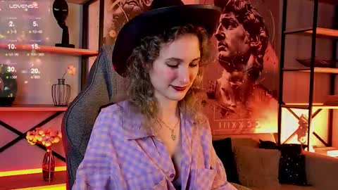 Snapshot of luxrayi chatting on September 2025 06:12:02 PM Ray online show from September 2025 06:12:02 PM