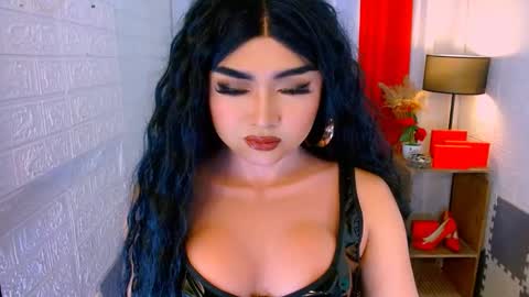 Snapshot of luxsasha chatting on February 2026 09:40:01 AM Sasha Blaire online show from February 2026 09:40:01 AM