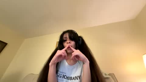 LuxxxTheFox online show from July 2026 04:30:02 AM