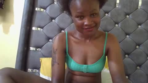 ly1084491 online show from May 2026 12:24:02 PM