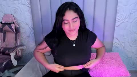 Snapshot of lya_dubois_ chatting on February 2026 03:31:02 PM LYA DUBOIS online show from February 2026 03:31:02 PM