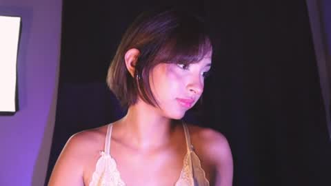 Snapshot of lyalee__ chatting on May 2026 03:37:02 AM lyalee__ online show from May 2026 03:37:02 AM