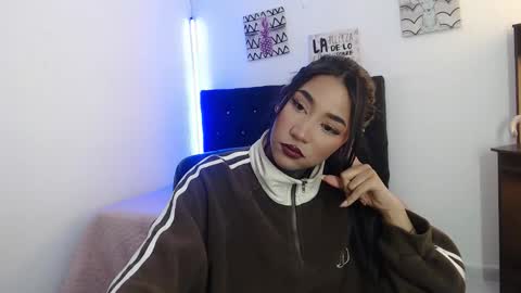 lyam_ebony online show from February 2026 01:12:01 AM