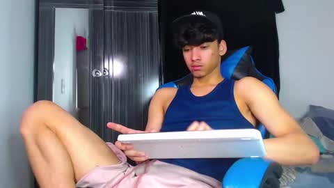 Lyam online show from February 2026 07:45:01 PM