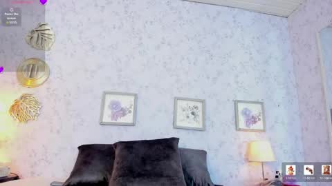 Lyan online show from April 2026 07:41:01 PM