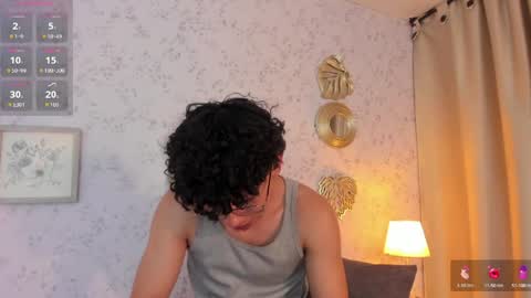 Snapshot of lyan_twink chatting on April 2026 08:23:02 AM Lyan online show from April 2026 08:23:02 AM