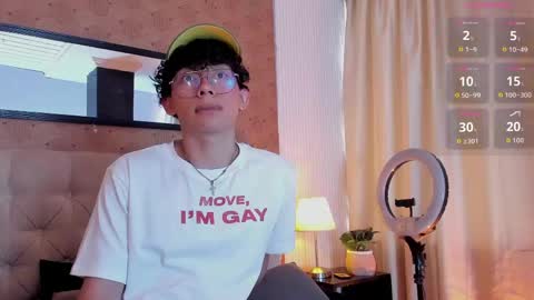 Snapshot of lyan_twink chatting on May 2026 07:20:01 PM Lyan online show from May 2026 07:20:01 PM