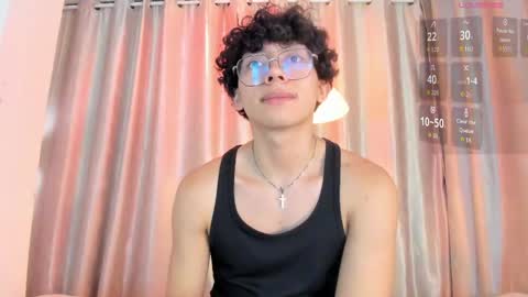 Snapshot of lyan_twink chatting on May 2026 07:52:01 PM Lyan online show from May 2026 07:52:01 PM