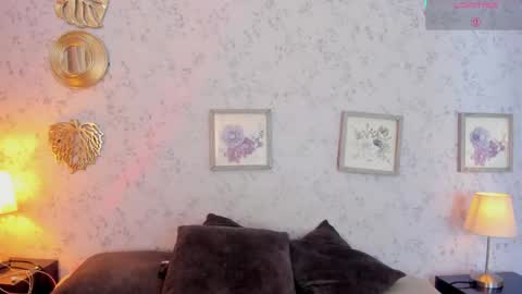 Snapshot of lyan_twink chatting on June 2026 08:32:02 PM Lyan online show from June 2026 08:32:02 PM