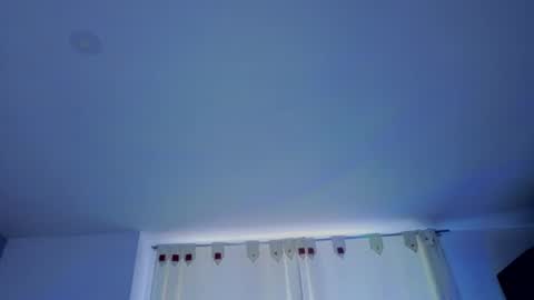 Snapshot of lyavalmont chatting on June 2026 06:54:02 PM lyavalmont online show from June 2026 06:54:02 PM