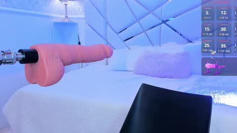 Lyen Rae  online show from December 2025 01:36:01 AM