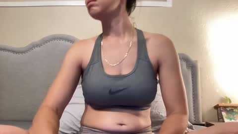 Snapshot of lylajades chatting on September 2025 01:51:02 AM Olivia online show from September 2025 01:51:02 AM