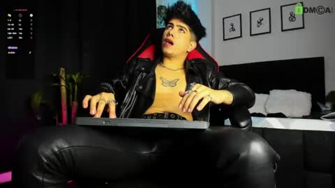 Lyle Bennett Freelance Model online show from June 2026 11:16:01 AM