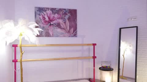 Lyly   online show from January 2025 05:40:02 AM