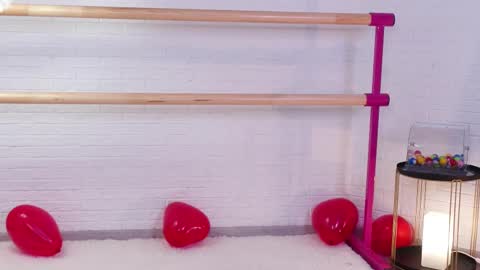 Lyly   online show from February 2025 09:37:01 AM