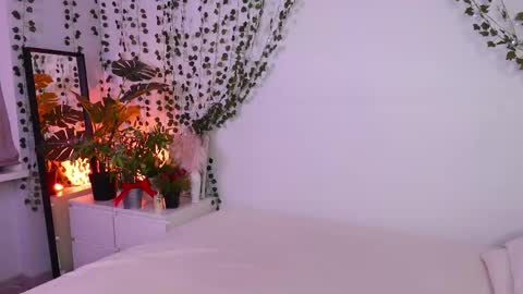 Lyly   online show from February 2025 05:37:01 AM