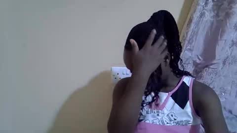 lyn_anna online show from December 2025 07:14:02 AM