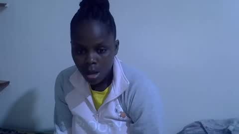 lyn_anna online show from May 2026 11:12:03 PM