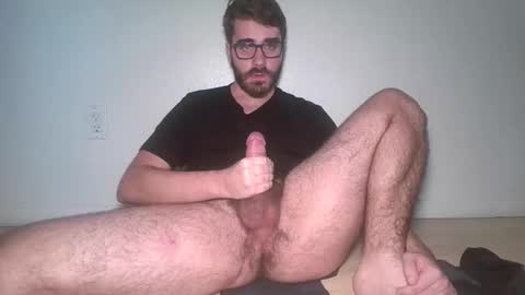 Snapshot of lynchian14 chatting on October 2025 12:19:01 AM lynchian14 online show from October 2025 12:19:01 AM