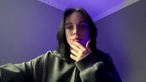 Snapshot of lynettawiseman chatting on May 2026 08:21:02 AM Eva online show from May 2026 08:21:02 AM