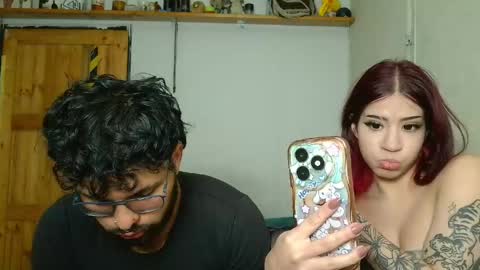 Snapshot of lynn_n_samuel chatting on May 2026 04:21:02 AM lynn_n_samuel online show from May 2026 04:21:02 AM